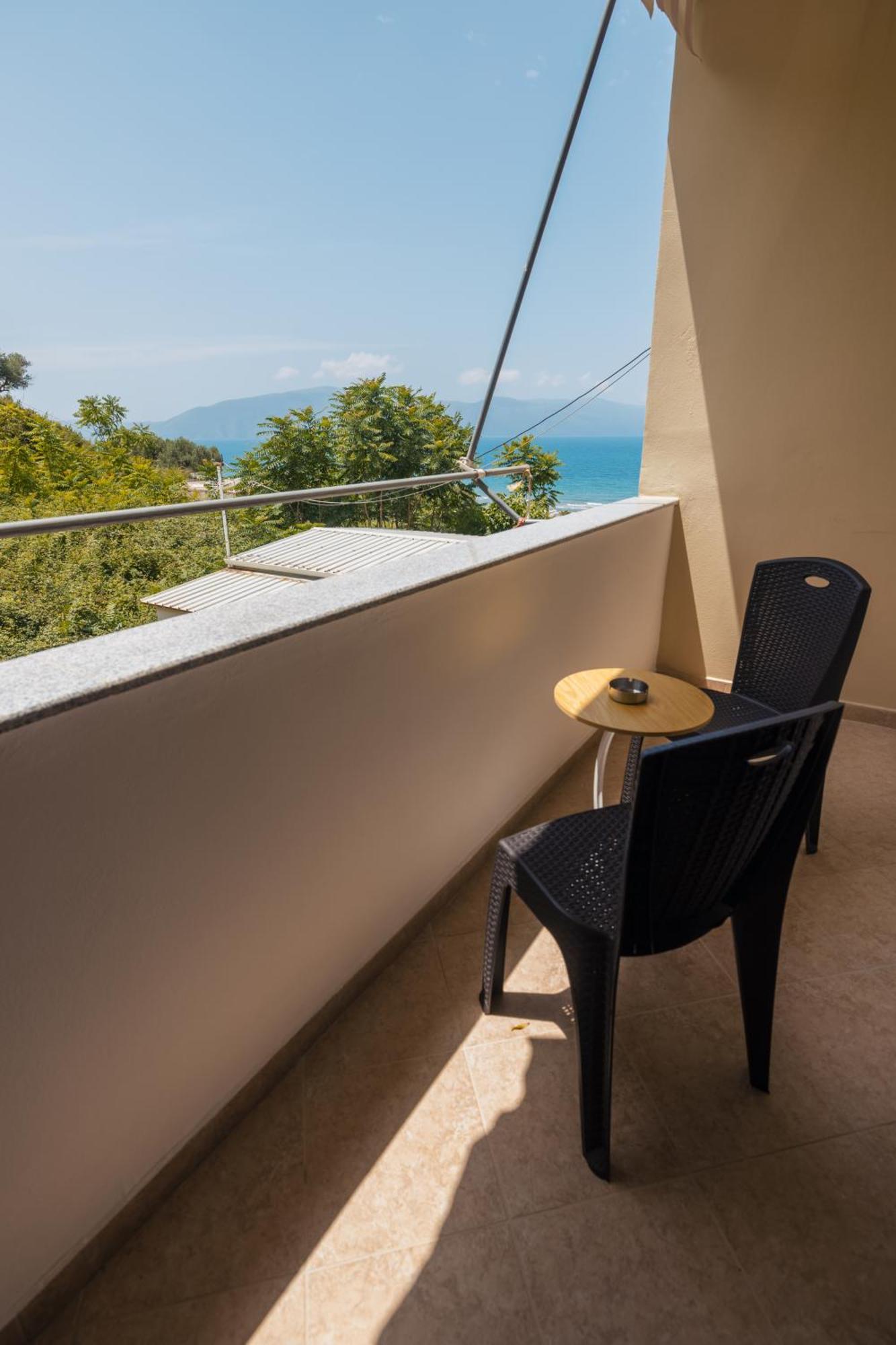 Voyage Villa Vlorë Buitenkant foto