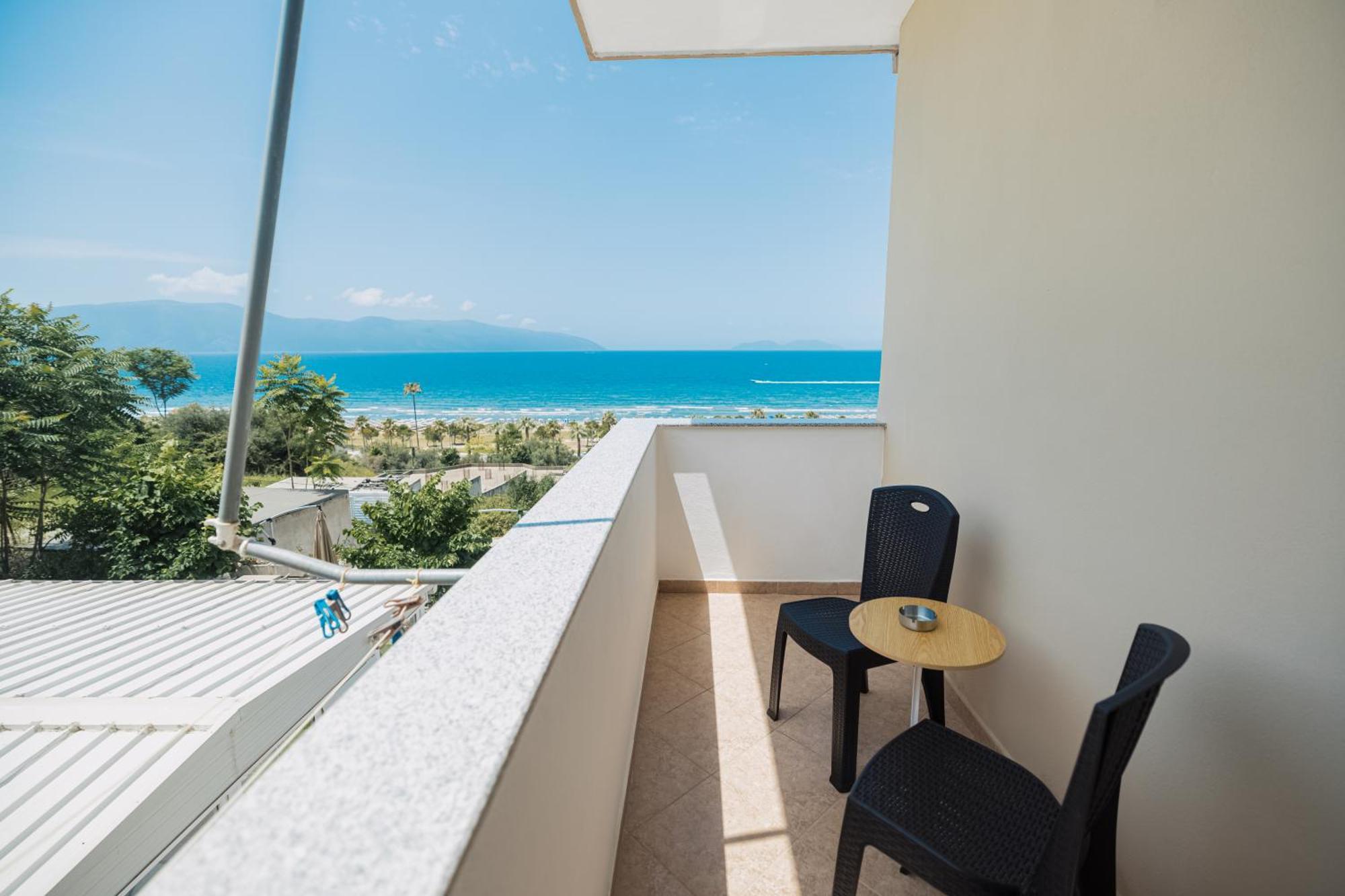Voyage Villa Vlorë Buitenkant foto