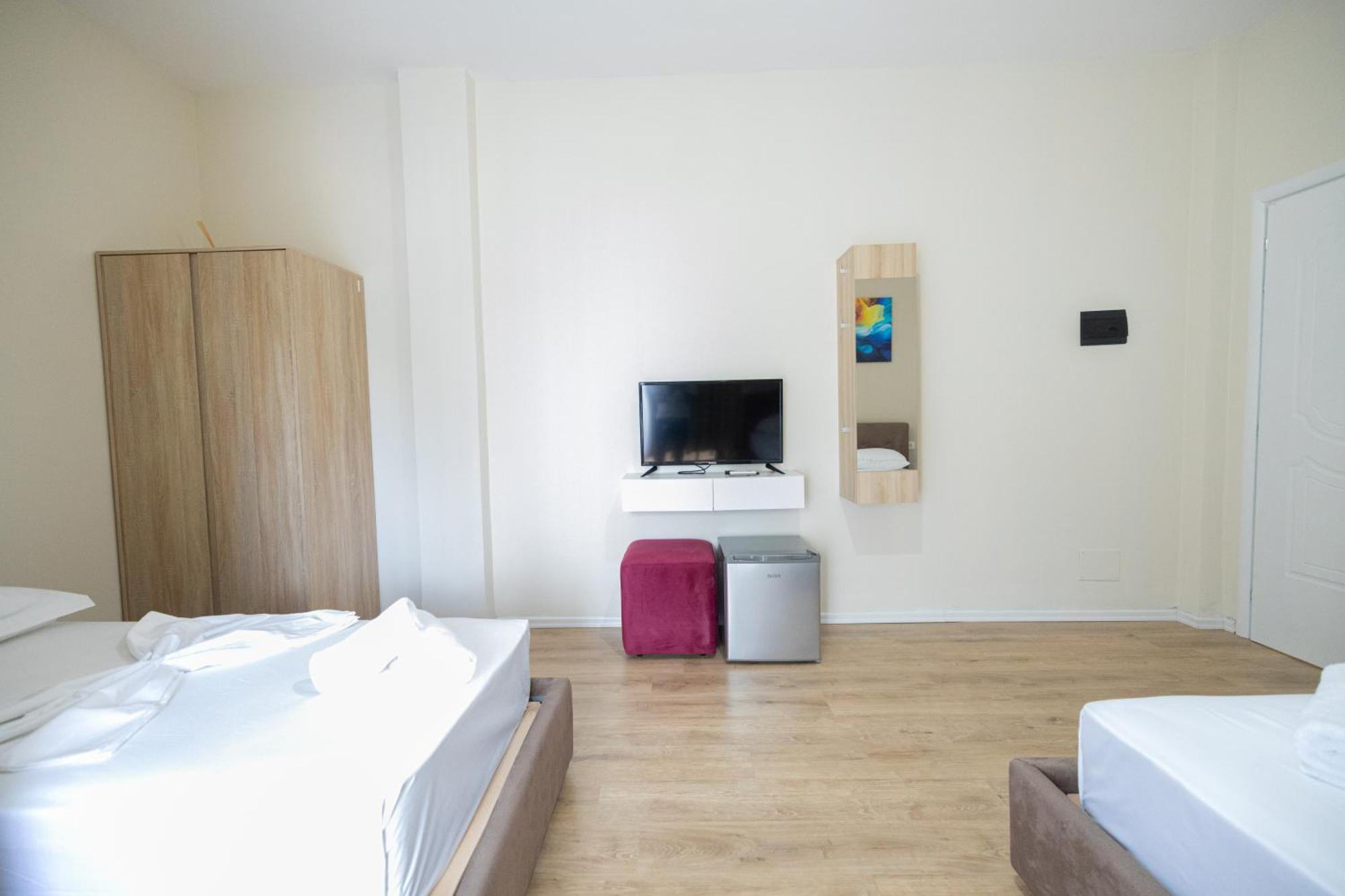 Voyage Villa Vlorë Buitenkant foto